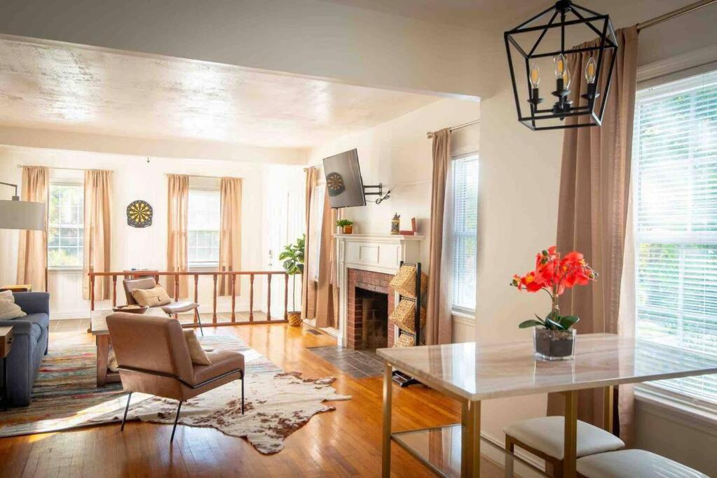 Birmingham Home/2Br/Close To Everything! Екстер'єр фото